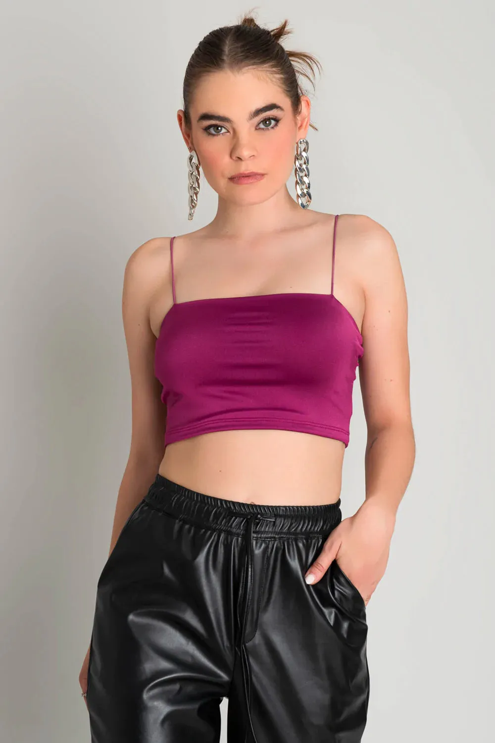 Crop top básico de tirantes elásticos