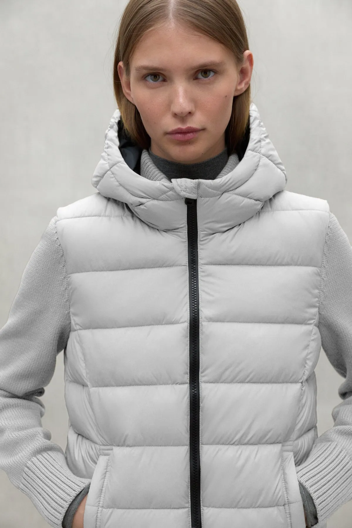 WHITE DENALI KNITTED JACKET